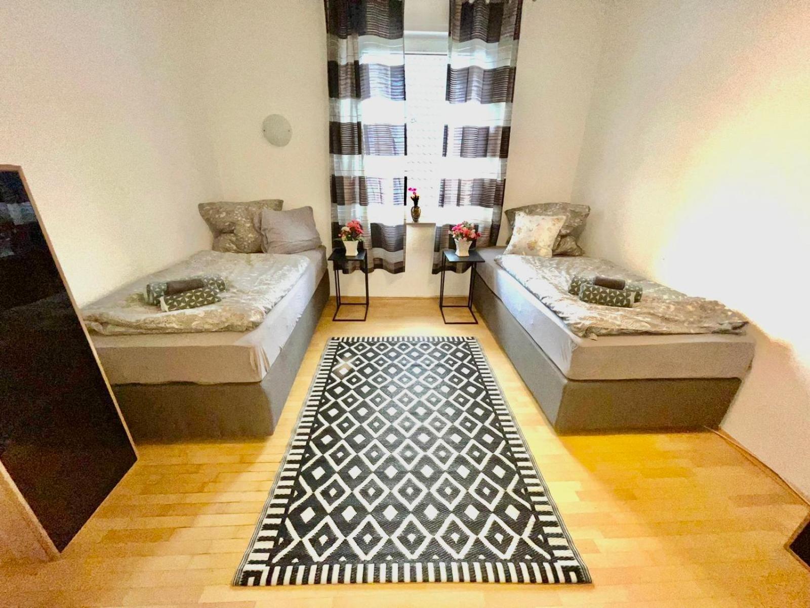 Kobyhome Apartment Enger Buitenkant foto